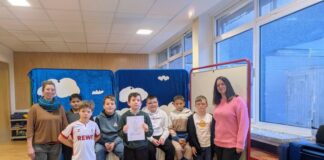 Schülerinnen und Schüler der Mosaik-Schule überzeugen mit Zukunftsideen Die teilnehmenden Schülerinnen und Schüler der Erdmännchen-Klasse des Förderzentrums Süd (Mosaik-Schule). Foto: Kreis Mettmann