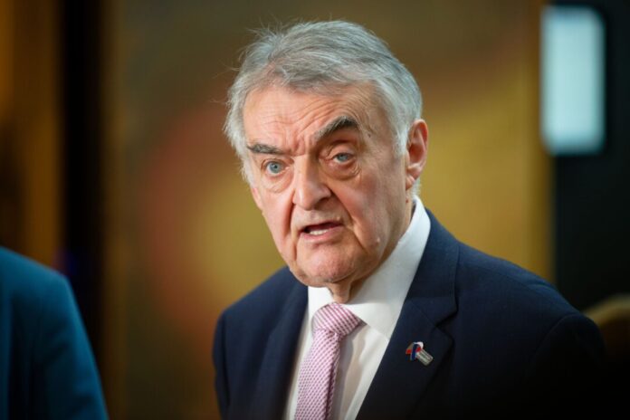 Herbert Reul Fordert mehr Bewusstsein für die Sicherheit der kritischen Infrastruktur: NRW-Innenminister Herbert Reul (CDU). (Archivbild)
