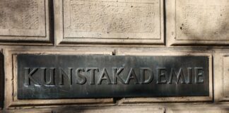 Jüdische Gemeinde verlangt Abberufung der Akademie-Rektorin Jüdische Organisationen kritisieren eine Veranstaltung an der Kunstakademie Düsseldorf (Archivbild).