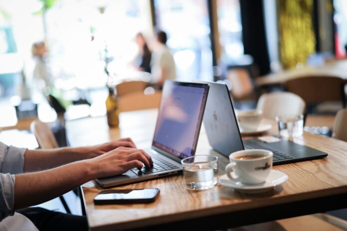 Coworking 2025 wurden in Deutschland so viele Start-ups gegründet wie noch nie - sogar mehr als im Corona-Boomjahr 2021 (Archivbild)