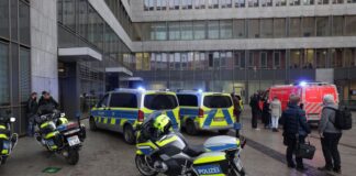 Verletzte bei Massenschlägerei in Düsseldorfer Gerichtsflur Im Landgericht kam es zu einer Massenschlägerei.