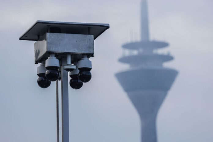 Silvester 2025 – Düsseldorf In der Düsseldorfer Altstadt hat es in den frühen Morgenstunden ein versuchtes Tötungsdelikt gegeben. (Archivbild)