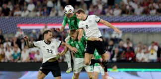 Callum Marshall (unten) spielte im September noch mit Nordirland gegen Deutschland.