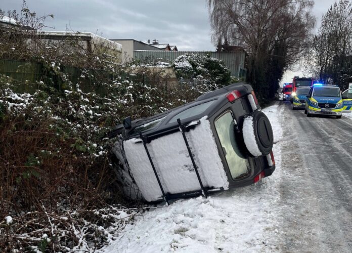 Die Polizei rät bei den derzeitigen Witterungsbedingungen zur besonders vorsichtigen Fahrweise. Foto: Polizei Die Polizei rät bei den derzeitigen Witterungsbedingungen zur besonders vorsichtigen Fahrweise. Foto: Polizei