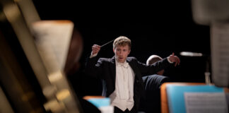 “Ring des Nibelungen” geht in Wuppertal weiter Patrick Hahn in ›Das Rheingold‹. Foto: Sinfonieorchester Wuppertal / Yannick Dietrich