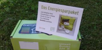 Stromsparpakete im Ausleihbestand der „Bibliothek der Dinge“ Mit den Paketen kann man Energiesparpotenziale aufdecken. Foto: Stadt Erkrath