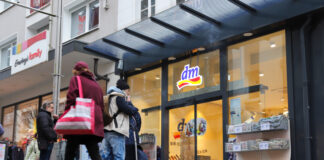 Filiale in Velbert zeitweise dicht: Das passiert bei “dm” in der City Die dm-Filiale in der Innenstadt muss zeitweise schließen. Foto: Volkmann