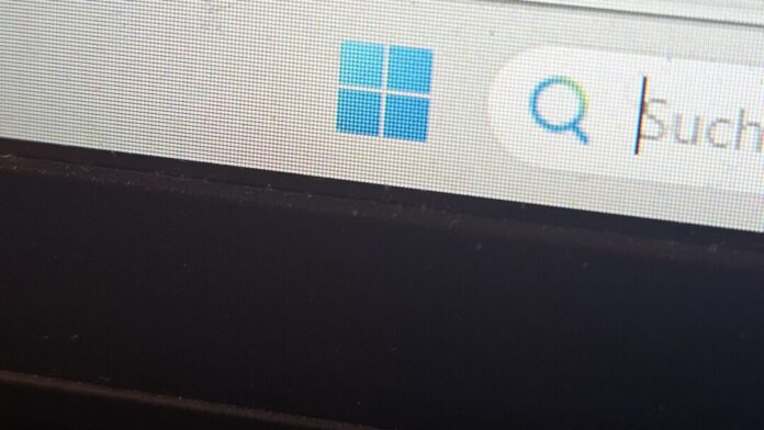 Microsoft Trick Anruf Als Microsoft-Mitarbeiter geben Betrüger sich aus, um an sensible Daten und letztlich Geld zu gelangen. Foto: Volkmann