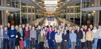 Ehrenamtliche aus dem Kreis Mettmann besuchen Berlin Die Besuchergruppe im Deutschen Bundestag in Berlin. Foto: BPA/StadtLandMensch/Büro Griese