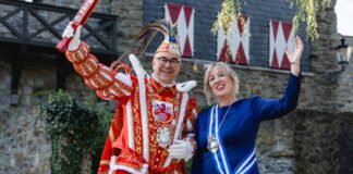 Ratinger Prinzenpaare besuchen das “Heimat Kontor” Am 28. Januar wird das Heimat.Kontor der Stadtwerke und KomMITT zur Ratinger Karnevalshochburg. Foto: Prinzenpaar: Fotoliebe - Anja Reich, Kinderprinzenpaar: Björn Berger