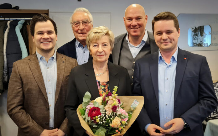 SU-VorstandmitEhrengaesten