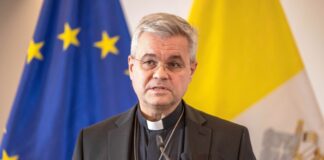 Experte tippt auf Paderborner Bischof als Bätzing-Nachfolger Dem Paderborner Erzbischof Udo Bentz werden Chancen ausgerechnet, neuer Vorsitzender der Deutschen Bischofskonferenz zu werden. (Archivbild)