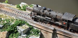 VHS Mettmann: Stammtisch für Modellbahnfans Eine Modelleisenbahn ist zu sehen. Foto: ubert/pixabay