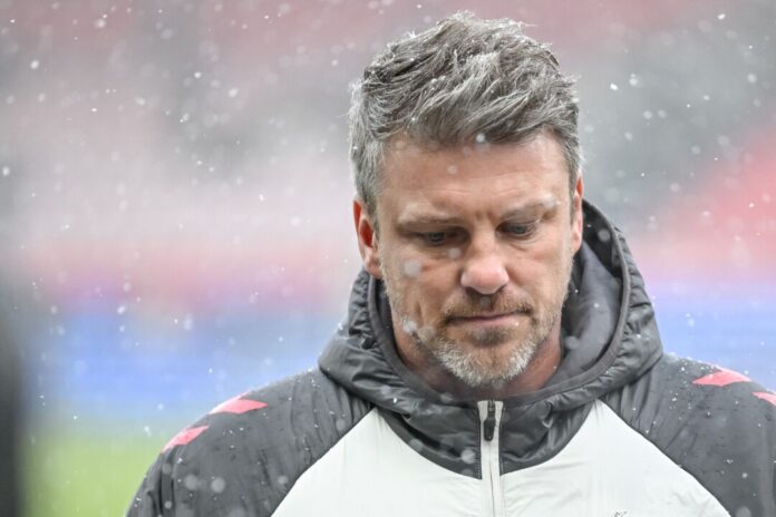 1. FC Heidenheim - 1. FC Köln Lukas Kwasniok muss den Ausfall von Dominique Heintz verkraften.