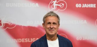 Littbarski über Wolfsburg: «Passt vorne und hinten nichts» Fußball-Weltmeister Pierre Littbarski.
