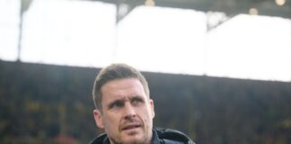 Kehl erstmals zu HSV-Gerüchten: Mit Kopf und Fokus beim BVB Sebastian Kehl hat beim BVB noch einen Vertrag bis Sommer 2027. Er äußerte sich nun erstmals zu einem angeblichen HSV-Interesse.