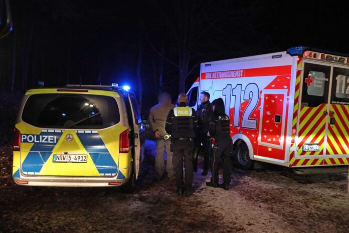 Nach Silvesterfeier - Mann fährt drei Fußgänger an Drei Gäste einer privaten Silvesterfeier wurden verletzt.