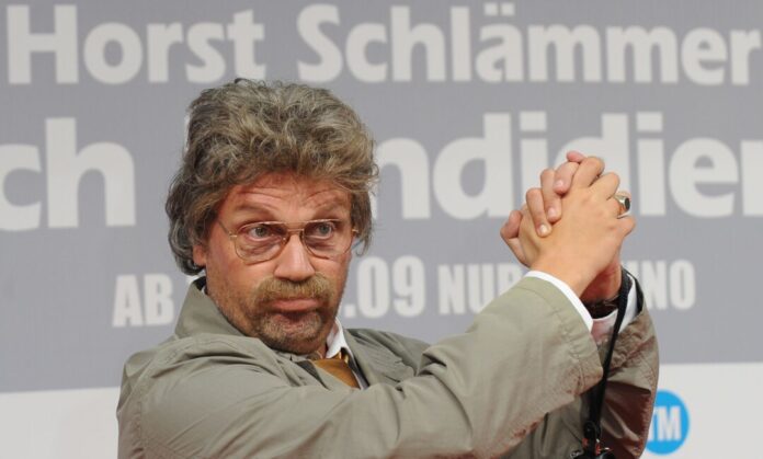 Hape Kerkeling als Horst Schlämmer Der neue Kinofilm «Horst Schlämmer sucht das Glück» soll am 26. März 2026 in den Kinos starten. (Archivbild)