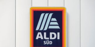 Aldi Süd streicht Hunderte Stellen in Deutschlandzentrale Aldi Süd beschäftigt 50.000 Menschen in Deutschland. (Archivbild)