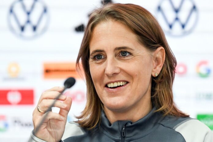 Britta Carlson Sieht weiteres Entwicklungspotenzial beim 1. FC Köln: Frauen-Trainerin Britta Carlson (Archivbild).