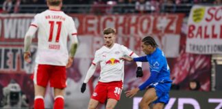 Leverkusen bindet U19-Talent Culbreath bis 2030 Montrell Culbreath (r) erzielte gegen Leipzig im Dezember seinen ersten Treffer. (Archivbild)