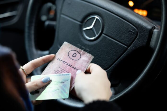 Nächster Stichtag für Führerscheinumtausch naht Bis zum 19. Januar müssen alle Führerscheine umgetauscht werden, die zwischen 1999 und 2001 ausgestellt wurden.