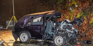 Frontalzusammenstoß in Wipperfürth – zwei Tote nach Unfall Bei einem Verkehrsunfall sind zwei Menschen tödlich verunglückt. (Foto aktuell)