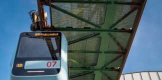 Stromausfall in Wuppertal: Schwebebahn steht stundenlang still
