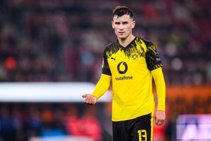 FC Augsburg - Borussia Dortmund Pascal Groß steht vor einem Wechsel nach England. (Archivbild)