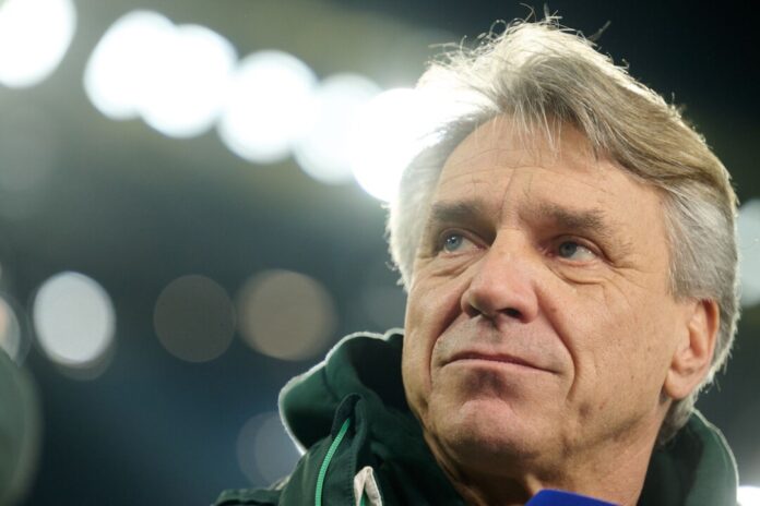 Borussia Dortmund - Werder Bremen Horst Steffen sah keinen schlechten Auftritt seiner Mannschaft.