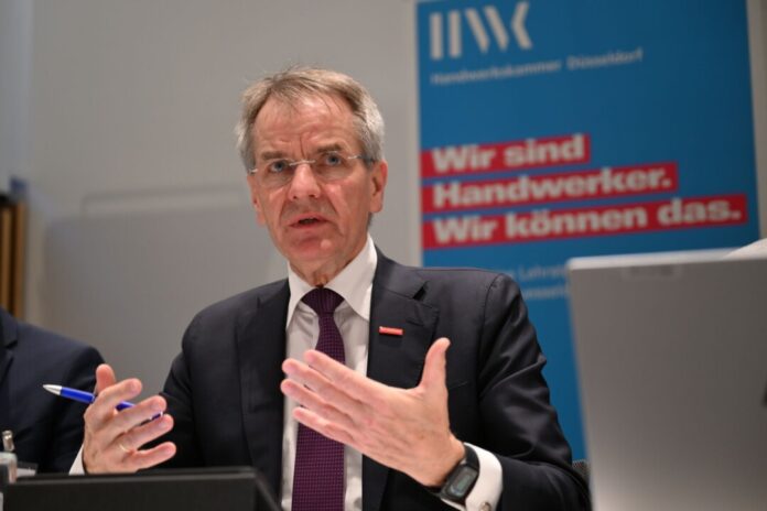 Handwerkspräsident Andreas Ehlert NRW-Handwerkspräsident Andreas Ehlert fordert mehr wirtschaftliche Impulse.