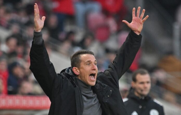 Trainer Daniel Bauer vom VfL Wolfsburg Wolfsburgs Trainer Daniel Bauer.