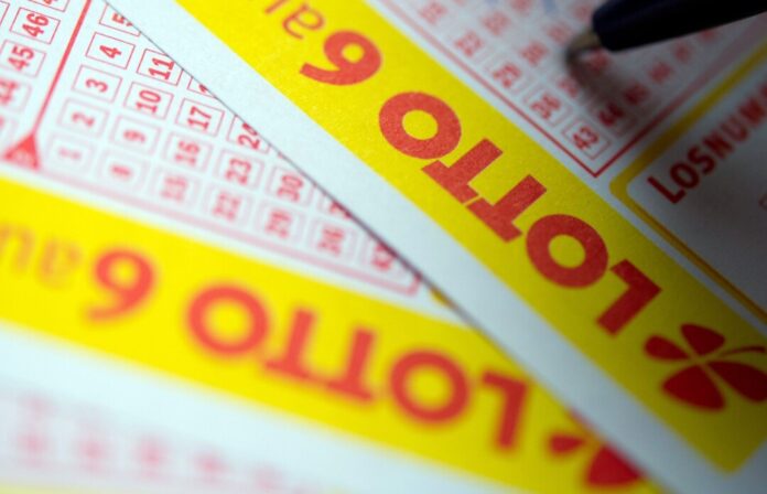 Tippscheine für Lotto 6aus49 Die beiden Sieger gewannen jeweils fast neun Millionen Euro. (Symbolbild)