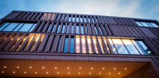 Frührentner ersticht besten Freund: Knapp zehn Jahre Haft Der Frührentner wurde im Justizzentrum Bochum zu knapp zehn Jahren Haft verurteilt. (Archivbild)