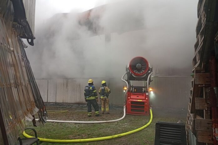 Brand in Minden Ein Zeuge alarmierte die Einsatzkräfte in der Nacht.