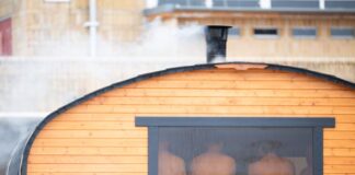 Justizminister pochen auf Schutz vor «digitalem Voyeurismus» Ungewolltes Filmen in der Sauna könnte künftig strafbar werden.