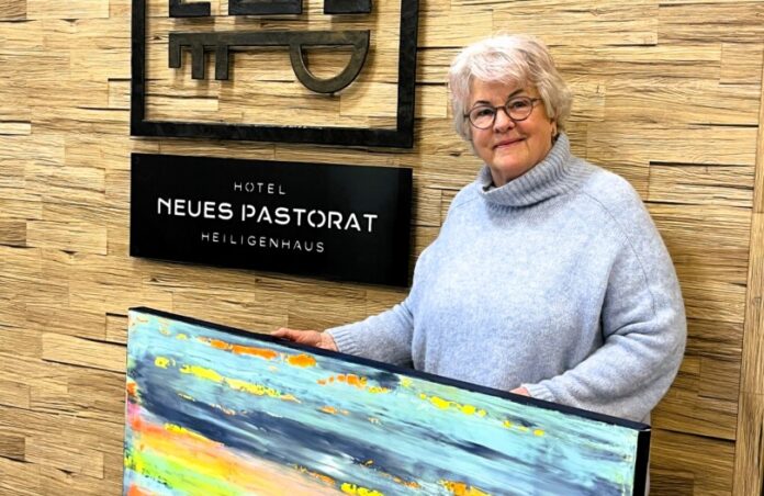 Die Velberter Künstlerin Bärbel Mohnhaus stellt ihre Werke aus. Foto: privat Die Velberter Künstlerin Bärbel Mohnhaus stellt ihre Werke aus. Foto: privat