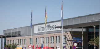 Straftäter möchte in Flugzeug steigen und landet im Knast Hier sollte die Reise des gesuchten Straftäters beginnen - sie endete nicht in Marokko, sondern in einem deutschen Gefängnis.