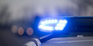 Staatsschutz ermittelt nach Brief mit weißem Pulver bei AfD Ein Brief mit weißem Pulver an die AfD in Bad Salzuflen ruft der Staatsschutz auf den Plan. (Symbolbild)