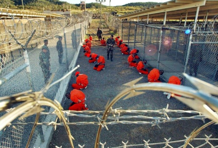 Guantánamo-Häftlinge Auf dem US-Marinestützpunkt Guantanamo Bay auf Kuba wurden Terrorverdächtige festgehalten. (Archivbild)