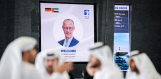 RWE plant LNG- und Batteriespeicher-Deals mit Emiraten Beim Staatsbesuch von Bundeskanzler Friedrich Merz wurden entsprechende Absichtserklärungen unterzeichnet.