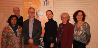 Ehrenabend der ABL Maymol Devasia-Demming, Holger Grünewald (ABL), Dennis Beck, Alexandra Blechmann (Mitsubishi Electric), Barbara Mühlemkamp-Jahreis, Ursula van der Linde (ABL), Bild: ABL Ratingen