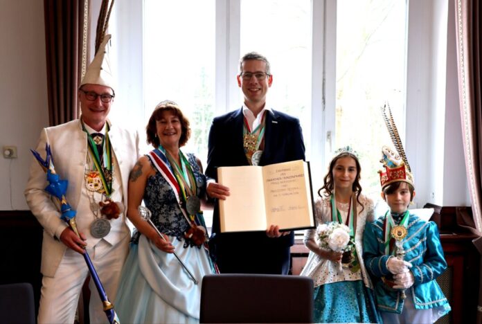 Empfang der Erkrather Prinzenpaare 2026 Die Tollitäten waren im Rathaus zu Gast. Foto: Stadt Erkrath