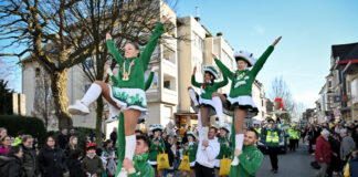 Karnevalszüge in Velbert: Busse fahren Umleitung