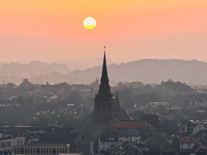Peter und Paul Sonne St. Peter und Paul im Sonnenuntergang, Bild: Nestocom