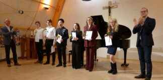 Preisträgerkonzert in Isenbügel: Junge Talente überzeugen mit Musik und Worten