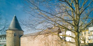 Stadtrundgang: Auf den Spuren des Ratinger Karnevals Beim nächsten Stadtrundgang können die Teilnehmenden auch den Kornsturm besichtigen. Foto: Stadt Ratingen