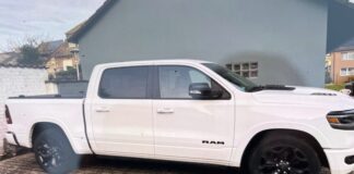 “Dodge Ram” in Langenfeld gestohlen: Wer hat Verdächtiges gesehen? Wurde gestohlen: Dieser Dodge RAM 1500 verschwand in Langenfeld. Foto: Polizei