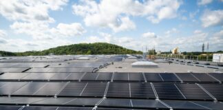 Solarboom in NRW schwächt sich ab – weniger neue Anlagen Der Solarboom hat sich 2025 auch in NRW etwas abgeschwächt: Es wurden weniger Anlagen gebaut als noch im Vorjahr. (Symbolbild)