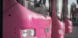 Ärger im S8-Ersatzverkehr: VRR verspricht Gelenkbusse zur Entlastung